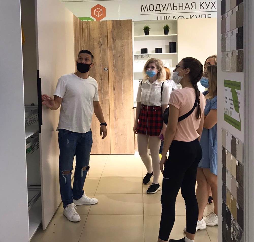 Дизайнеры школы DH снова в гостях у Мебель ГРУПП